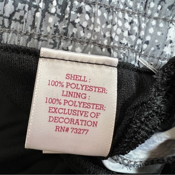 NWT SO Running Shorts Gray/Black with Neon Green Lines Size XS - Picture 2 of 11